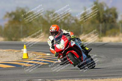 media/Feb-03-2024-SoCal Trackdays (Sat) [[767c60a41c]]/8-Turn 7 (1140am)/